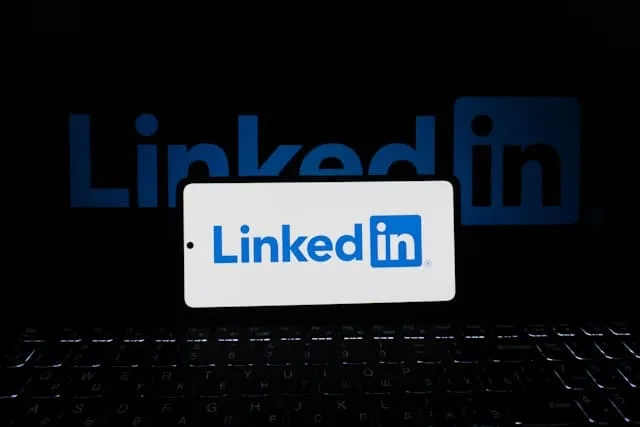 LinkedIn marketing: B2B strategy & tips for your marketing